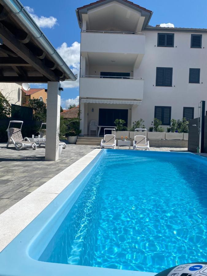 Breitling Apartments With Pool Biograd Na Moru Buitenkant foto