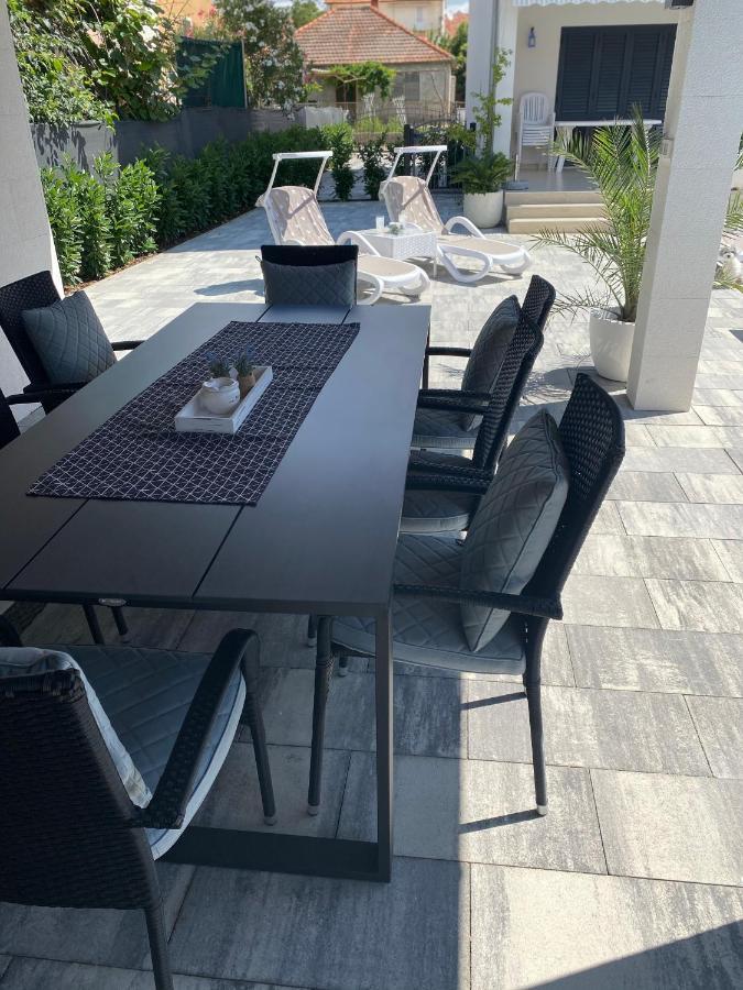 Breitling Apartments With Pool Biograd Na Moru Buitenkant foto