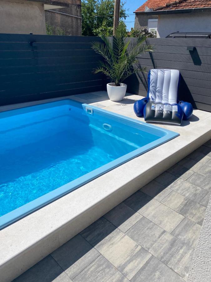 Breitling Apartments With Pool Biograd Na Moru Buitenkant foto
