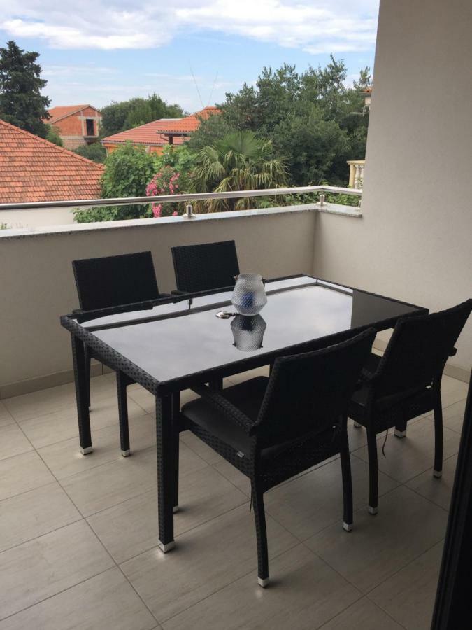 Breitling Apartments With Pool Biograd Na Moru Buitenkant foto