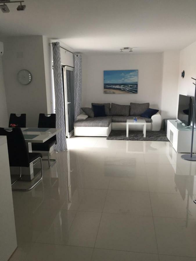 Breitling Apartments With Pool Biograd Na Moru Buitenkant foto